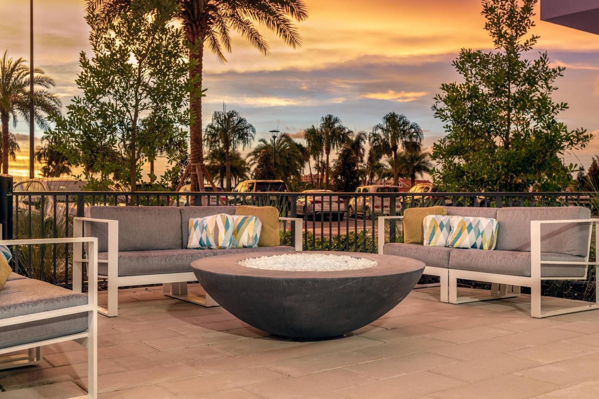 Towneplace Suites By Marriott Orlando Southwest Near Universal Buitenkant foto